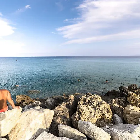Κάμπινγκ Villaggio Calypso Focà