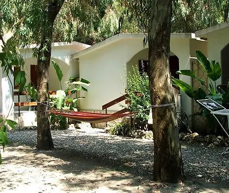 Κάμπινγκ Villaggio Calypso Focà