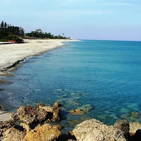 Κάμπινγκ Villaggio Calypso Focà